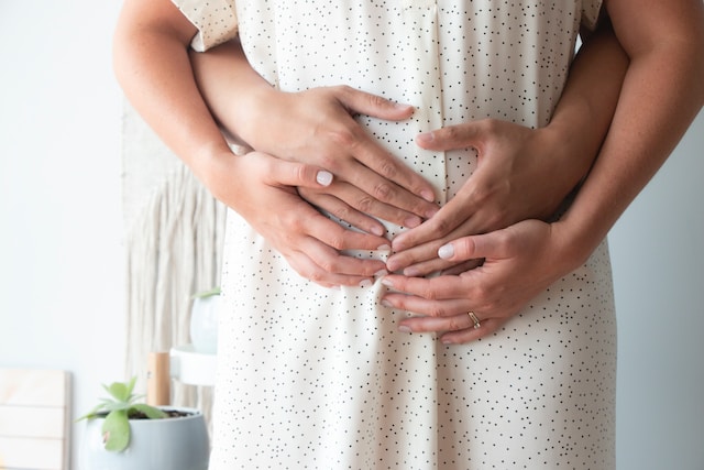 Comment gérer le stress pendant la grossesse : Conseils pratiques